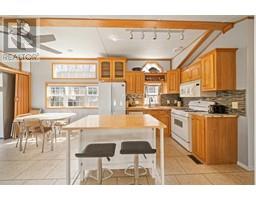 Kitchen - 3029 25074 South Pine Lake Road, Rural Red Deer County, AB T0M1R0 Photo 5