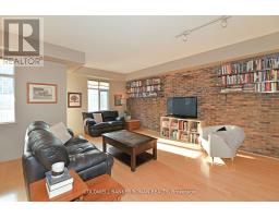 Living room - 602 550 Front Street W, Toronto, ON M5V3N5 Photo 2