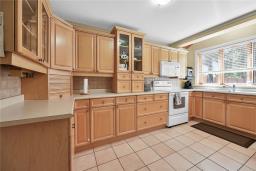 Laundry room - 78 Valleyview Drive, Ancaster, ON L9G2A5 Photo 2