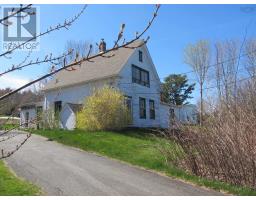 Den - 2034 Hwy 331, West Lahave, NS B0R1G0 Photo 4
