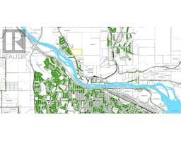 2100 N Nechako Road, Edgewood Terrace, BC V2K4Z5 Photo 4