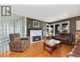 Family room - 4181 Beckwith Pl, Saanich, BC V8X4N9 Photo 7