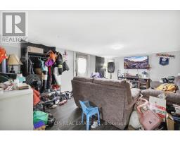 Living room - 82 Marlborough Street, Brantford, ON N3T2S3 Photo 7