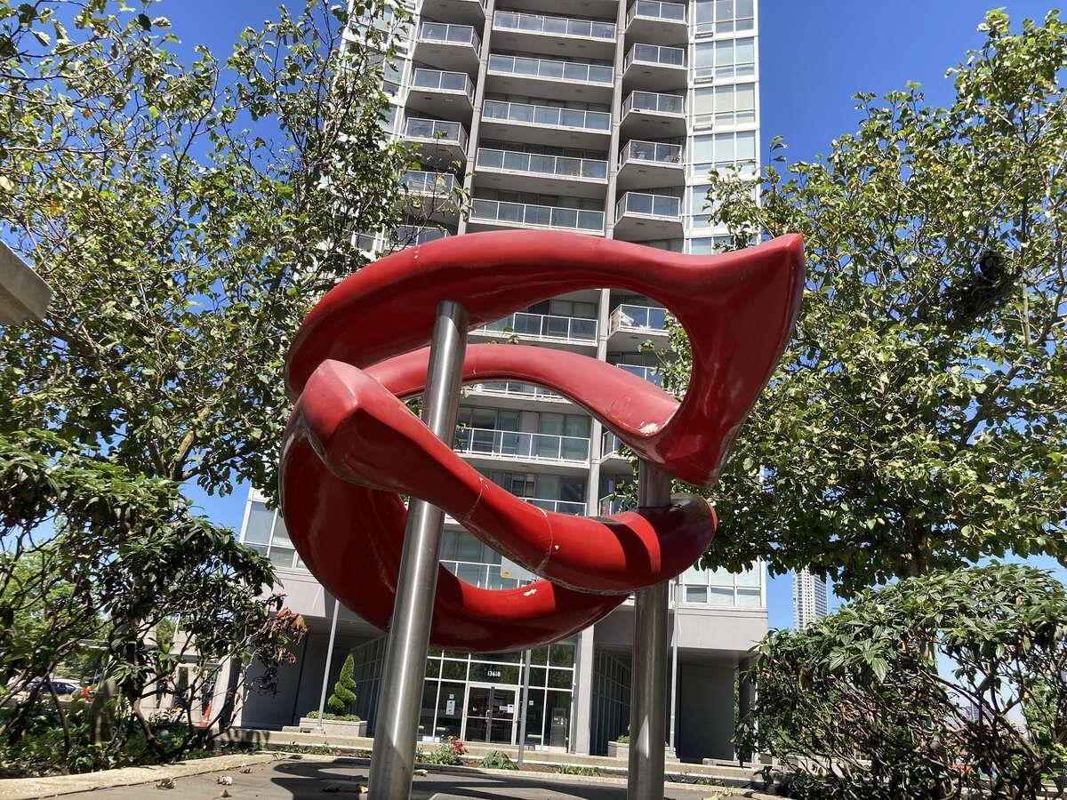1207 13618 100 Avenue