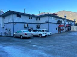 1 5 A D E 821 Sixth Avenue Hope, Hope, BC V0X1L2 Photo 4