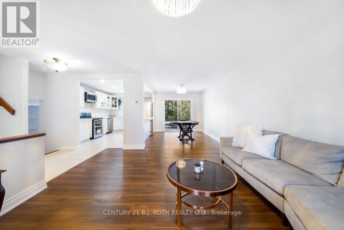 43 Shoreview Drive W