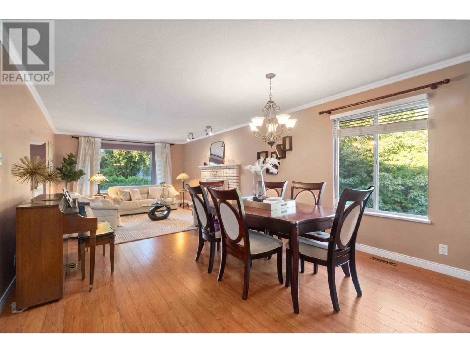 2640 Mclaughlin Court, Coquitlam House For Sale MLS r2926365 Ovlix