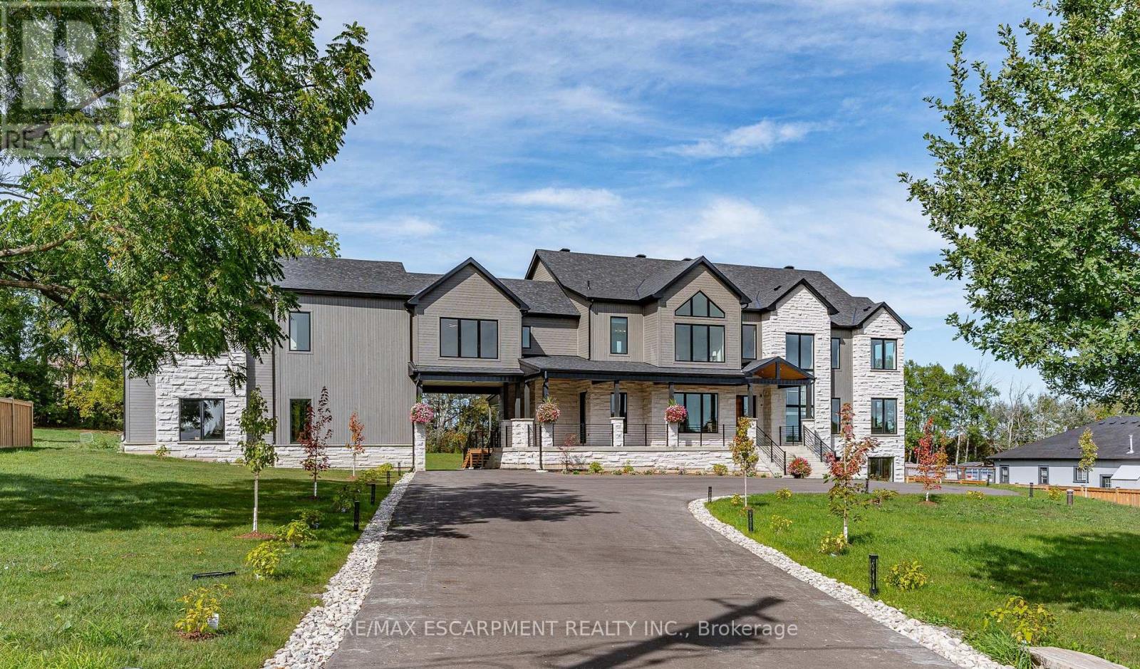 8920 Wellington Rd 124