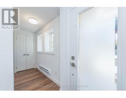 149 55 Lunar Crescent, Image 2