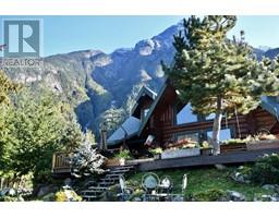 Living room - 3531 Mackenzie 20 Highway, Hagensborg, BC V0T1H0 Photo 4