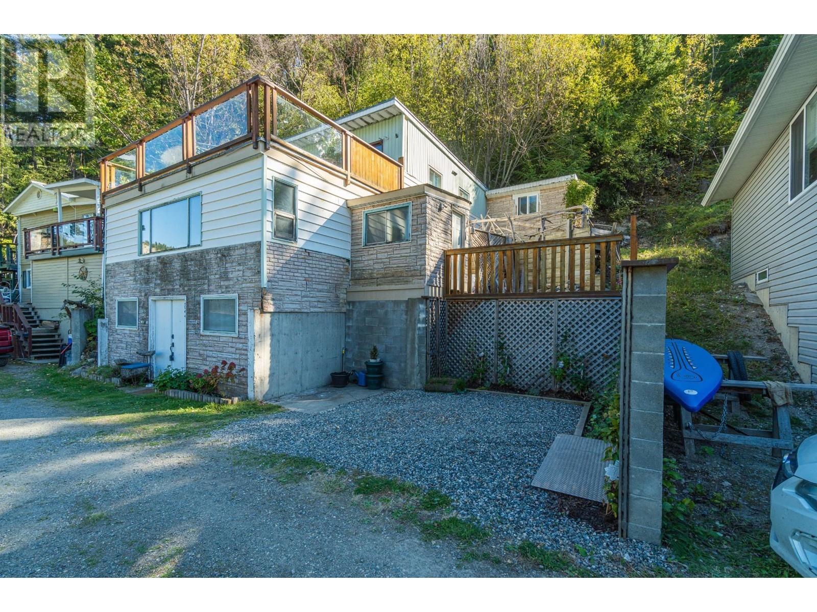 2044 Paul Lake Road