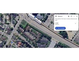 1941 Holdom Avenue, Image 2