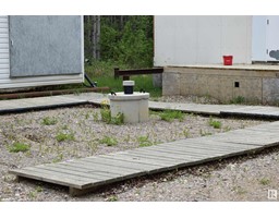 Primary Bedroom - 455 Industrial Dr N, Red Earth Creek, AB T0G1X0 Photo 3