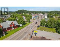 19492 Opeongo Line, Madawaska Valley, ON K0J1B0 Photo 3