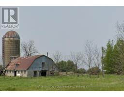 5944 10th Line, Essa, ON L0L2N2 Photo 3