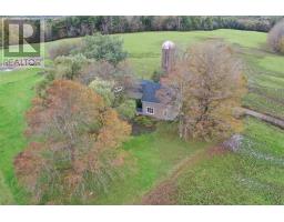 Bath (# pieces 1-6) - 2249 Upper Branch Road, Midville Branch, NS B2R1S2 Photo 4