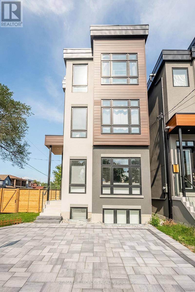 Entire 27 Thornton Avenue