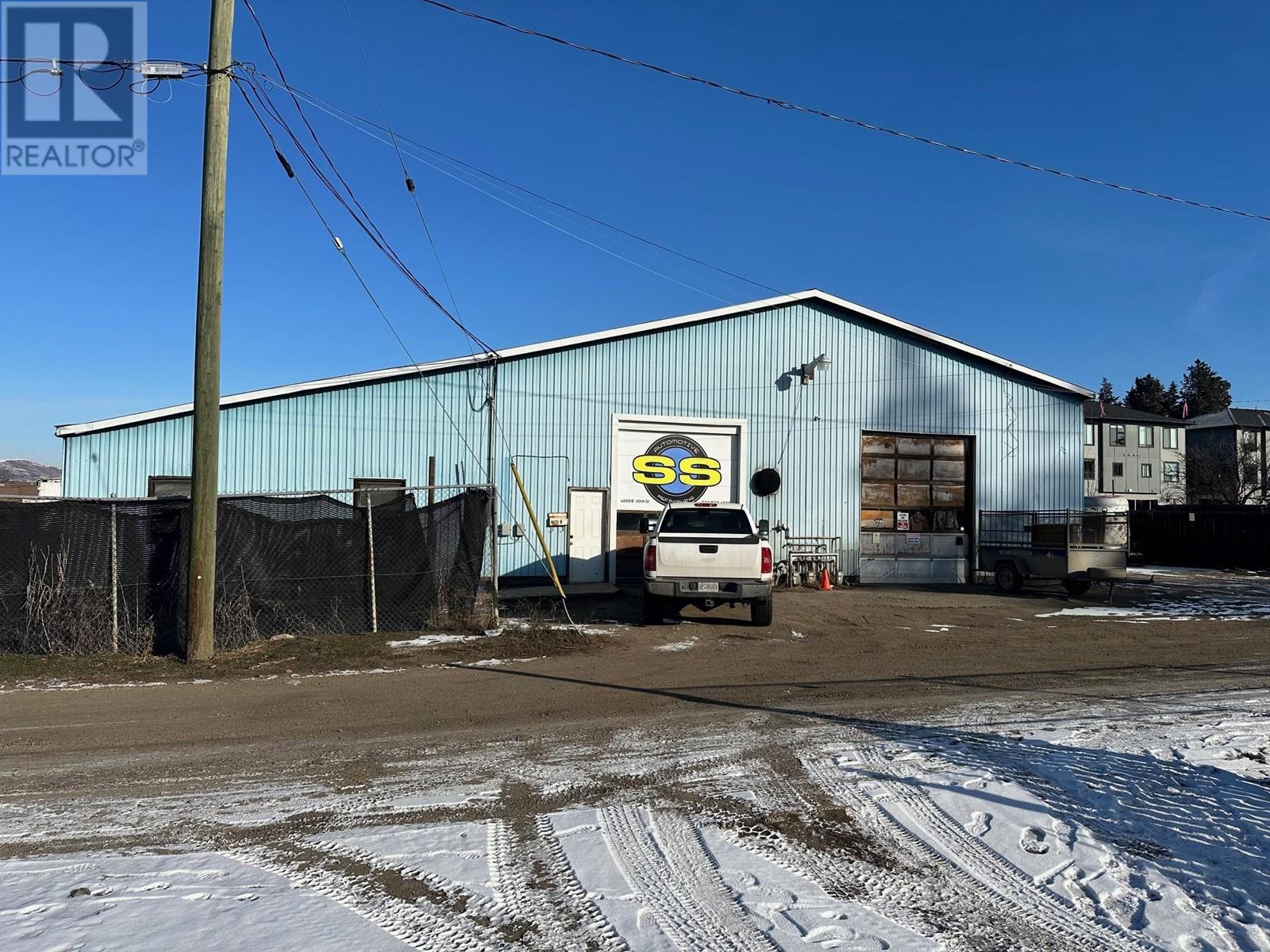 4600 20 Street Unit Rear Shop