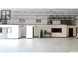 315 Centre Street, Meadow Lake, SK S9X1L7 Photo 2