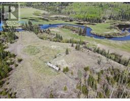 Living room - 10260 Nazko Road, Nazko, BC V2J3H9 Photo 2