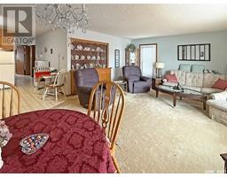 Bedroom - 3 1187 Ashley Drive, Swift Current, SK S9H1N4 Photo 4