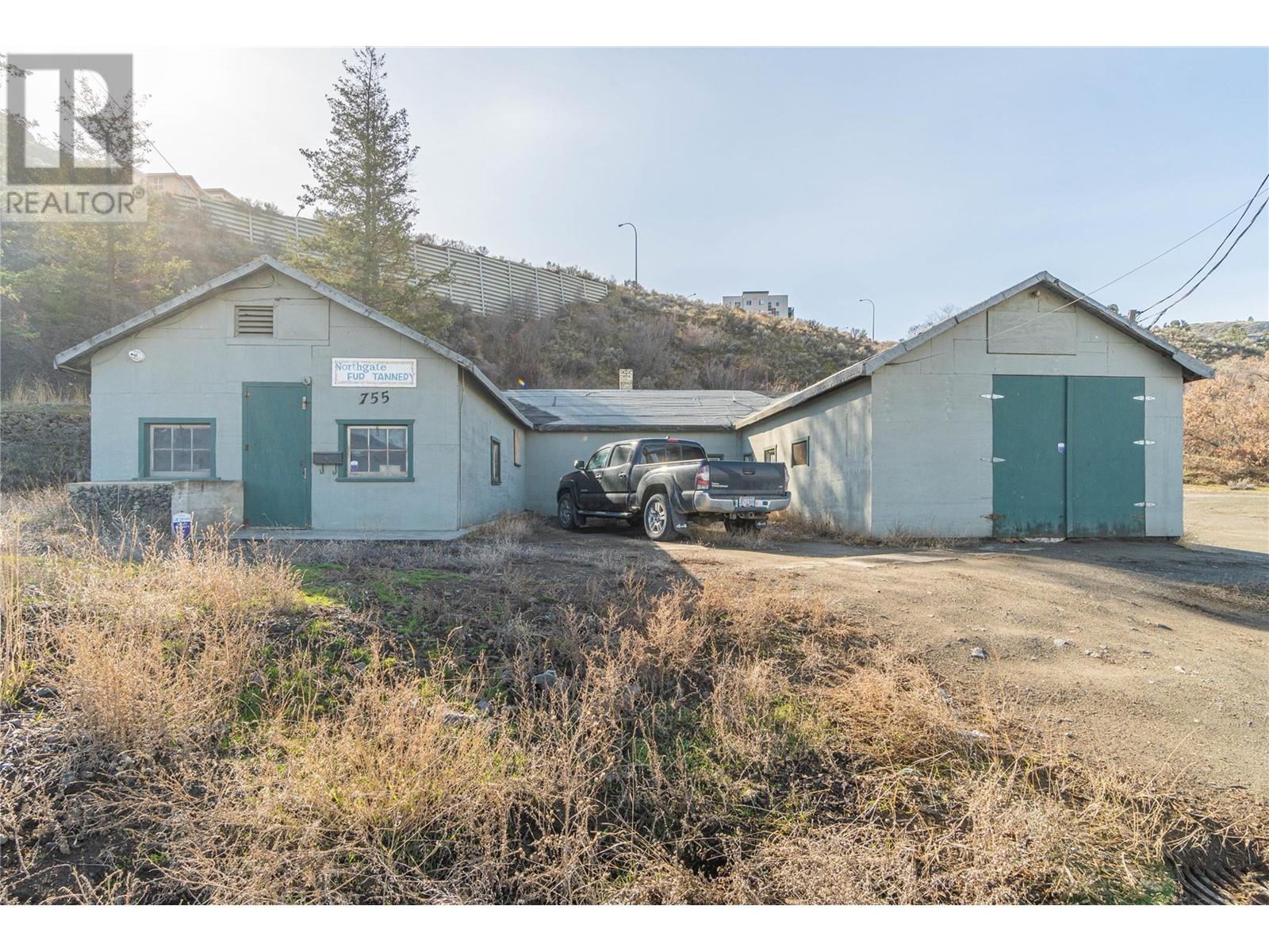 749 755 Mission Flats Road