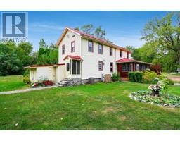 1060 East West Road, Pelee Island, ON N0R1M0 Photo 5