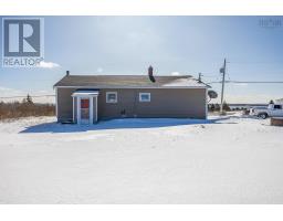 Living room - 11762 Highway 316, Drumhead, NS B0H1L0 Photo 4