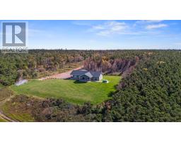 Living room - 56 Unknown, Rock Barra, PE C0A2B0 Photo 2