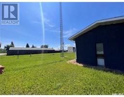 402 Hill Avenue, Cut Knife, SK S9A0N0 Photo 5