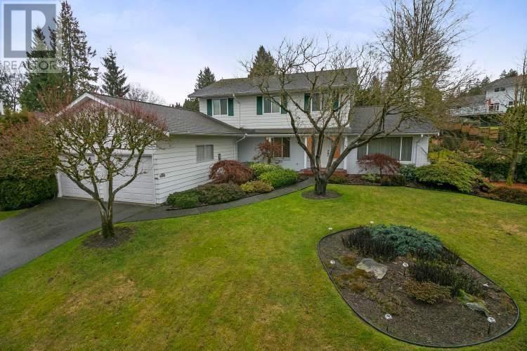 7676 Stanley Crescent
