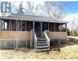 Kitchen - 609 Queens Point Road, Grand Tracadie, PE C0A1P0 Photo 4