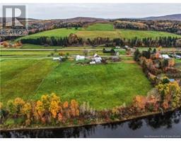 Sitting room - 59 Kilburn Road, Kilburn, NB E7H1J5 Photo 5