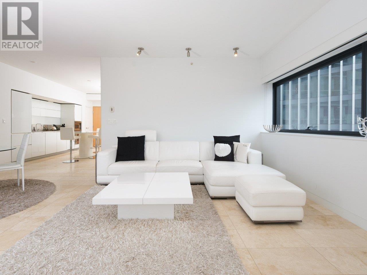 2305 838 W Hastings Street