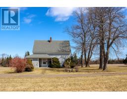 Living room - 5246 Route 17, Murray Harbour North, PE C0A1R0 Photo 5