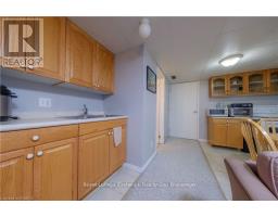 247 Broadway Street, Kincardine, ON N2Z2X9 Photo 2