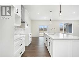 Mud room - 49 Graf Street, Harrow, ON N0R1G0 Photo 5