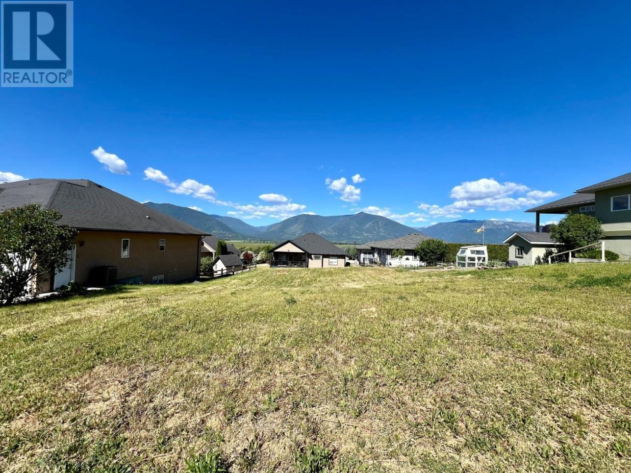 919 Hawkview Drive