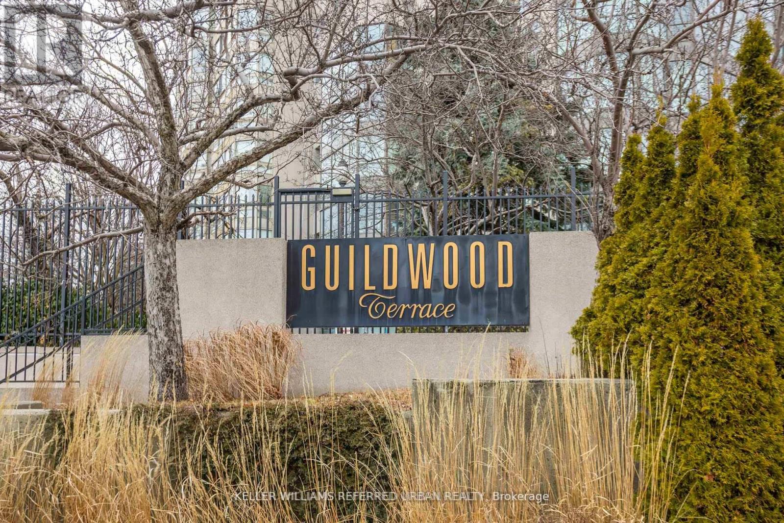 1812 3233 Eglinton Avenue E