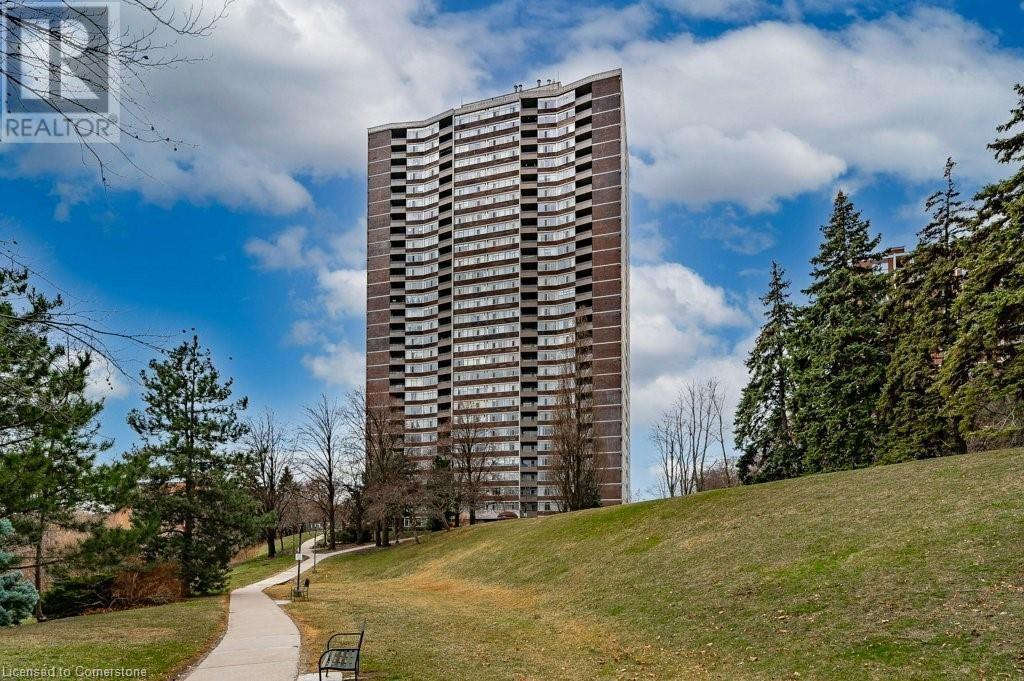 3100 Kirwin Avenue Unit 2102