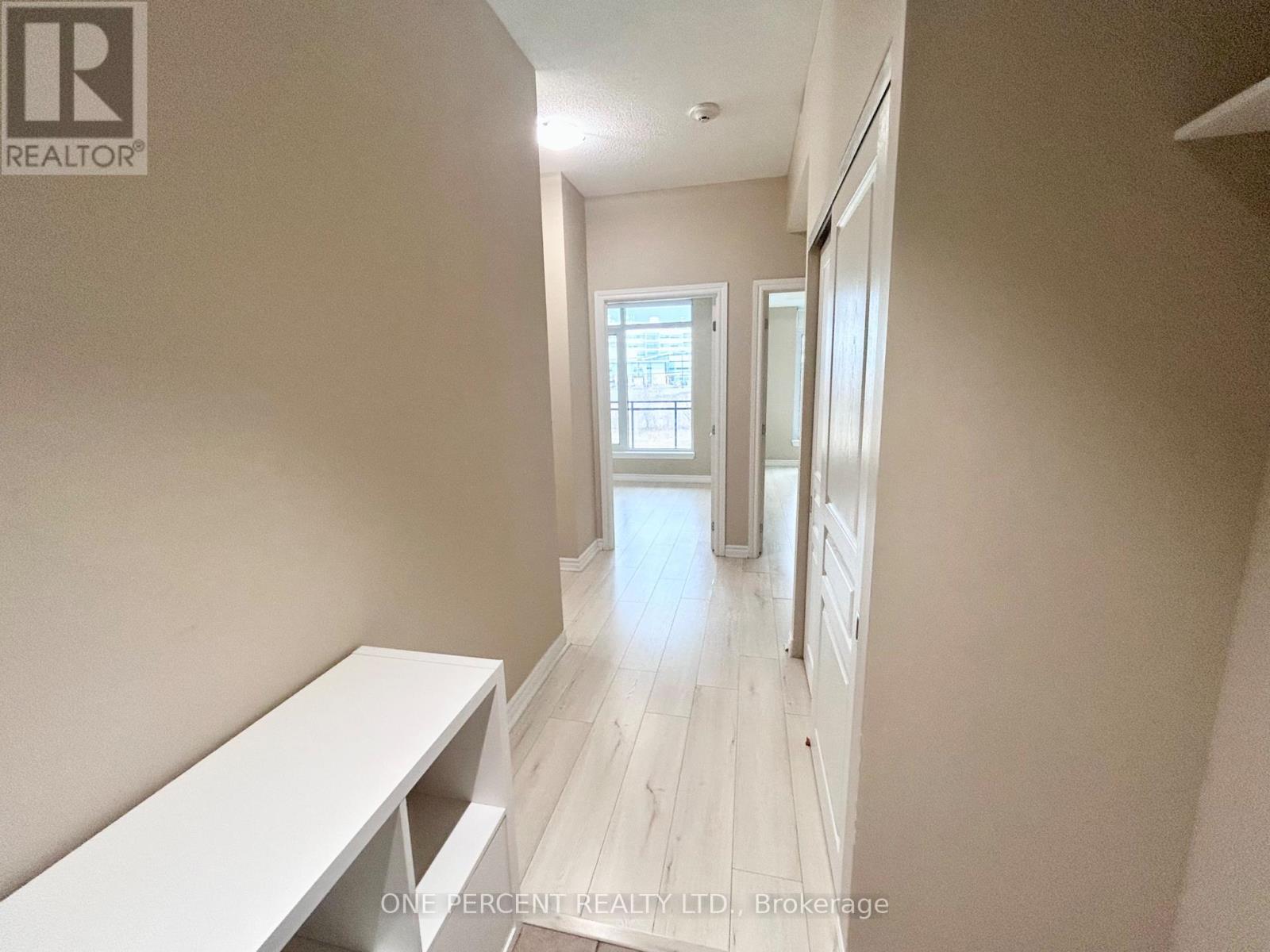 201 100 Roger Guindon Avenue