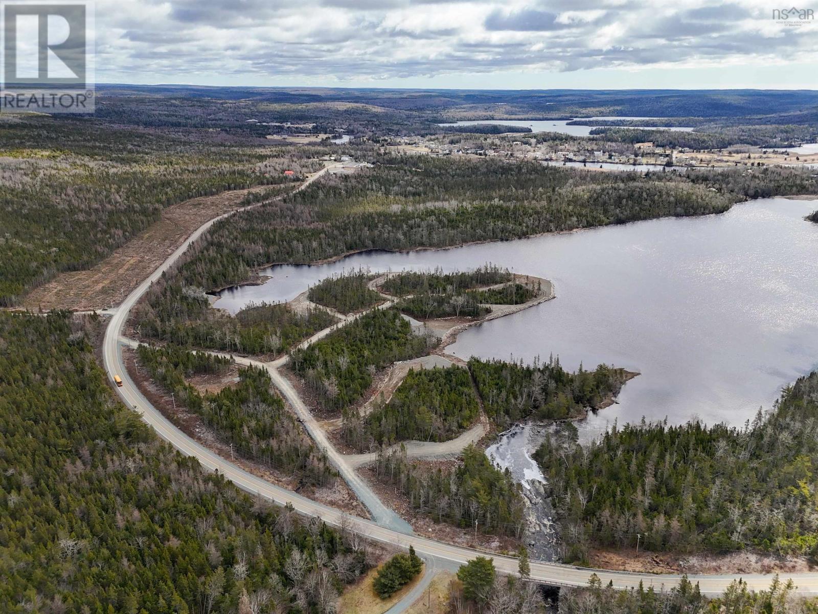 Lot 7 Highway 7
