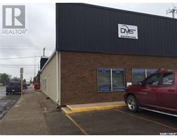 1104 Fifth Street, Estevan, SK S4A0Z4 Photo 5