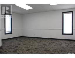 701 37 Highway, Shaunavon, SK S0N2M0 Photo 4