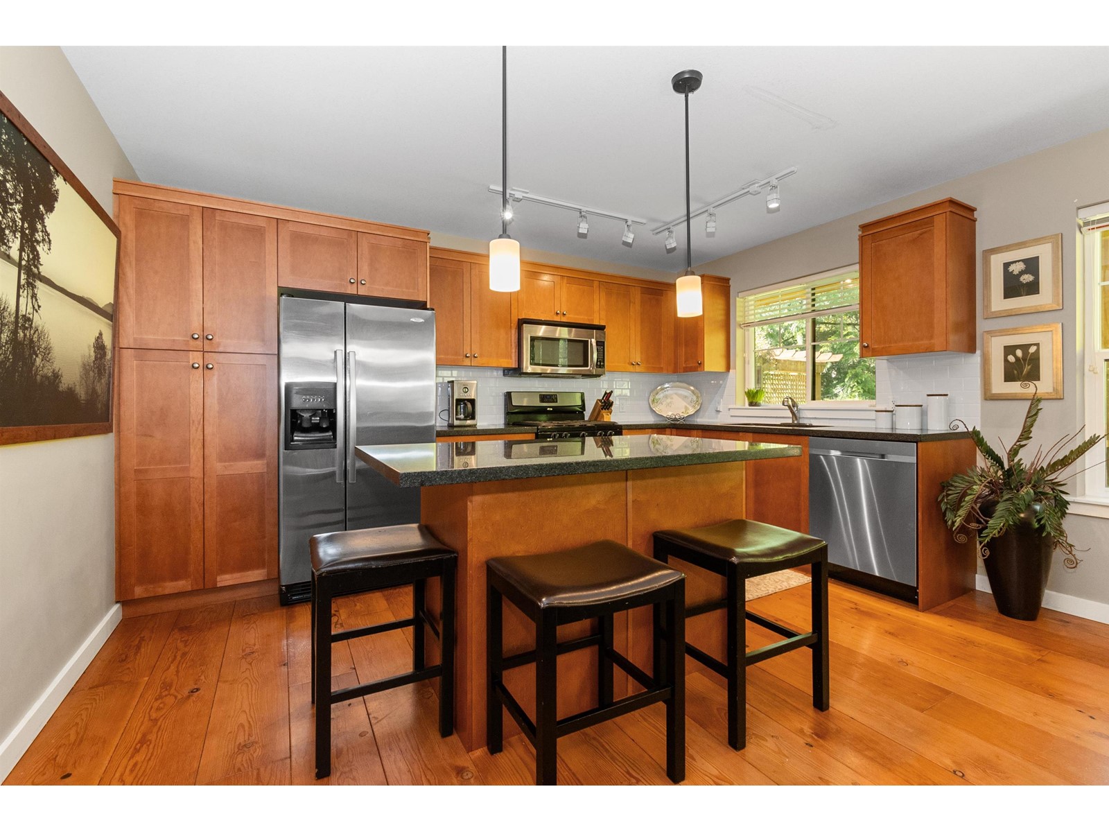 1869 Blackberry Lane Cultus Lake South