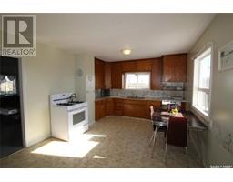 Kitchen - 710 Railway Avenue, Arlington Rm No 79, SK S0N0S0 Photo 3