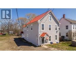 25 Pleasant Street, Image 3