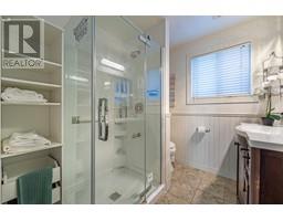 2085 W 45th Avenue, Image 3