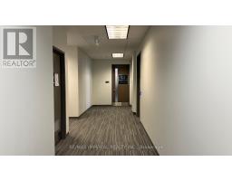 409 1275 Finch Avenue W, Image 2