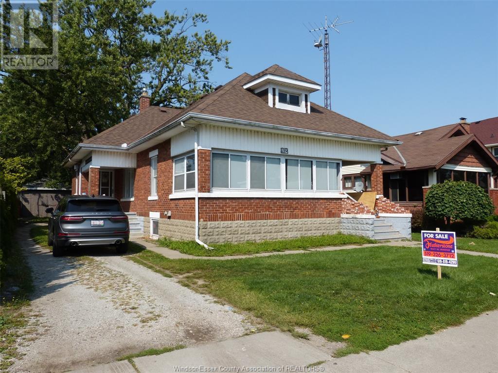 119 Erie Street South